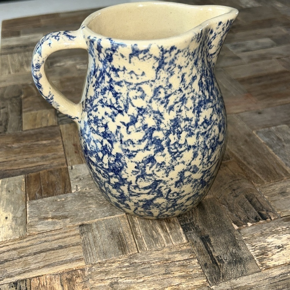 Robinson Ramsbottom Spongewear Pottery Pitcher 1 Quart